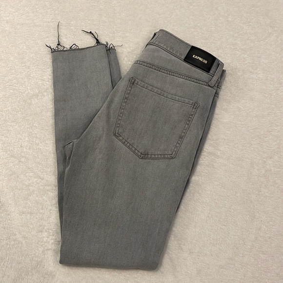 Express Midrise Skinny Jean size 4 - Picture 1 of 9
